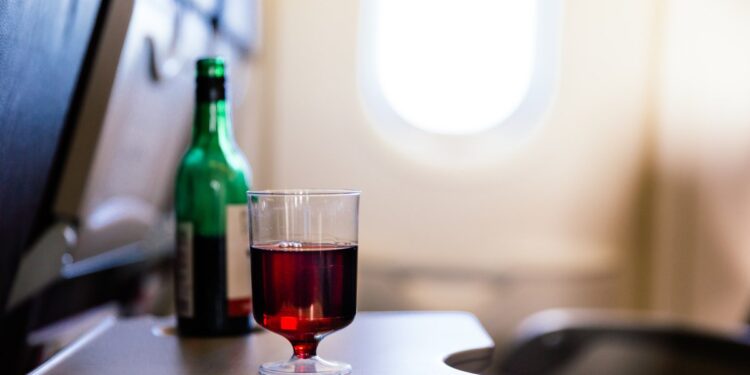 Drinking  Planes Could Be Bad For You, New Study Finds