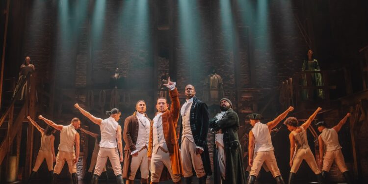 A Guide To Broadway Sopra New York: Shows and Tickets (And What To Avoid) – Hand Luggage Only