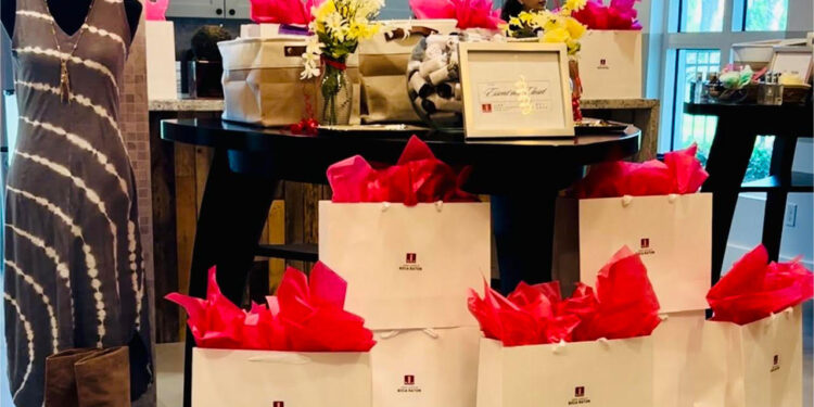 League of Boca Raton Launches Collection Drive for New Pop-up Shop