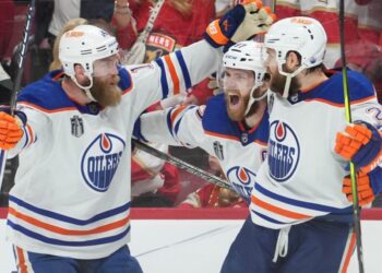 ‘Connor things’: McDavid’s epic happening drags Oilers, Panthers back to Alberta
