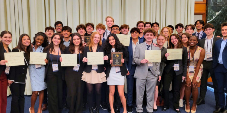 American Heritage Schools’ Broward Campus Model UN Team Earns Prestigious Awards