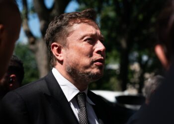 Elon Musk drops lawsuit against OpenAI