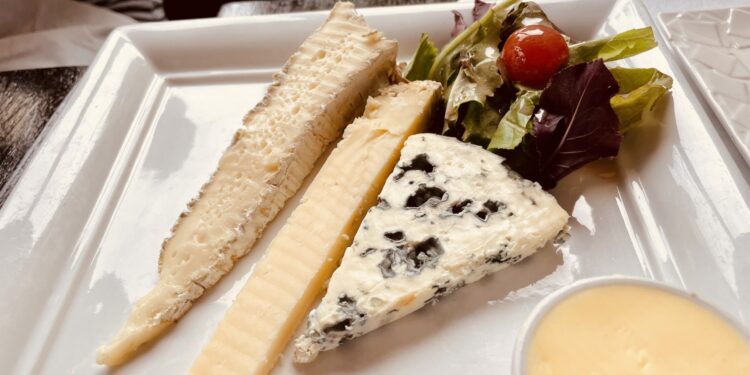 How to Eat Like a Local  Paris