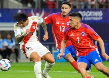 Chile, Peru leap ahead of Canada with scoreless draw at Copa America
