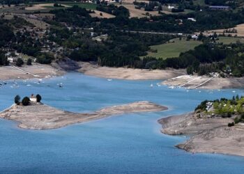 Europe Droughts Reveal Hunger Stones: Photos
