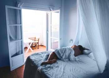 Is Sleeping Naked Better For Your Health?