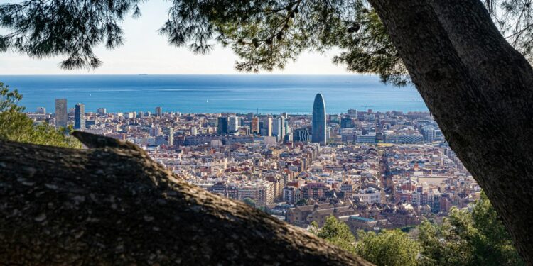 Barcelona con July: Events and Activities