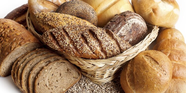 Sprouted Wheat vs Whole Wheat: Which Bread Is Healthier?
