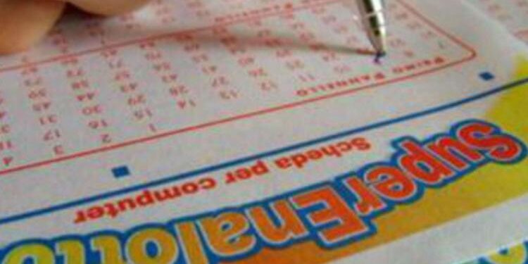 Superenalotto stanotte 15 giugno, origine sociale e vincite insieme il 5