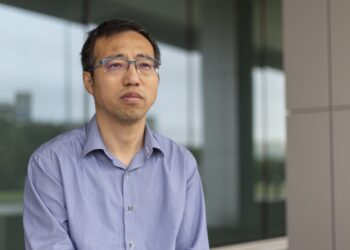 He thought he was walking into an urgent care clinic. Then he got an ER bill : Shots