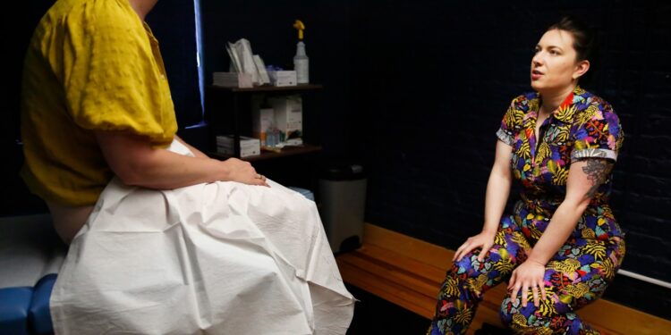 Abortion is becoming more common con primary care clinics : Shots