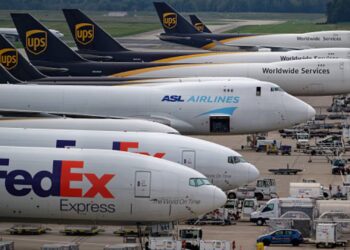 How CrowdStrike IT outage is hitting global supply chain