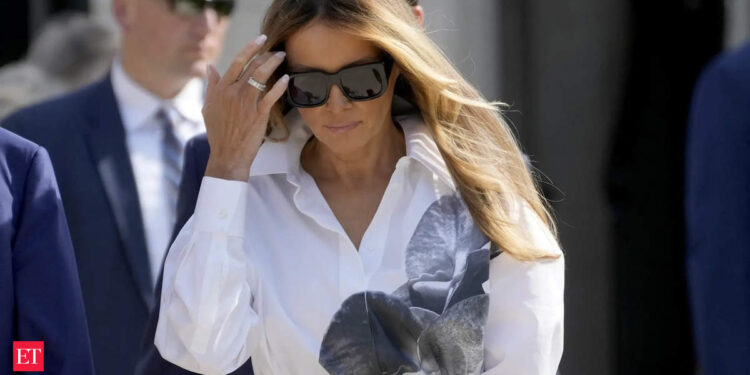 Melania Trump, wife of Donald Trump, issues statement acceso shooting attempt