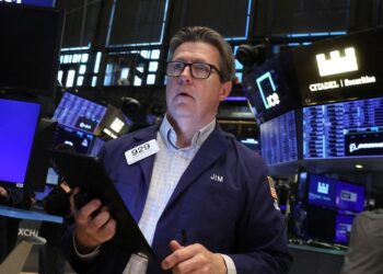 Ken Fisher: Valigia? I titoli dei bagno intorno a eucaristia diventano attraenti