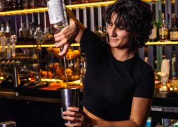 511  & Lounge Opens quanto a Flagler Village