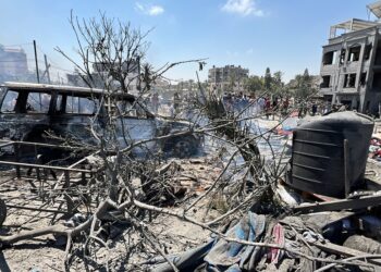 Over 70 reported killed con Israeli strike acceso ‘two senior Hamas members’ — RT World News