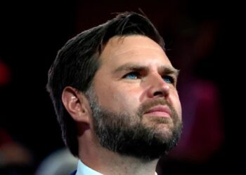 J.D. Vance Left His Venmo Public. Hereâs What It Shows