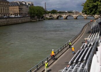 How Dangerous Is the Seine for Olympic Athletes?