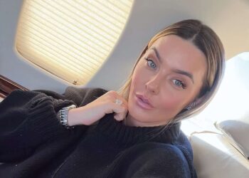 How To Improve Skin Elasticity Naturally