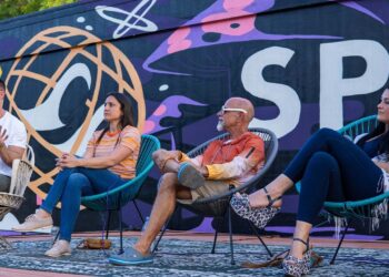 Flash Forward – Lifestyle Mass-media