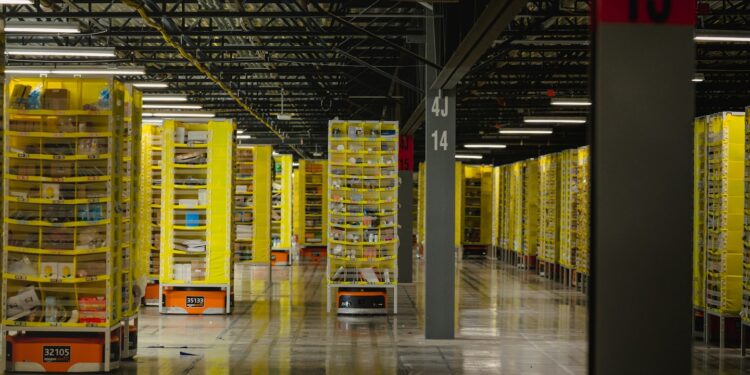 Judge con Washington state dismisses safety violation allegations at Amazon