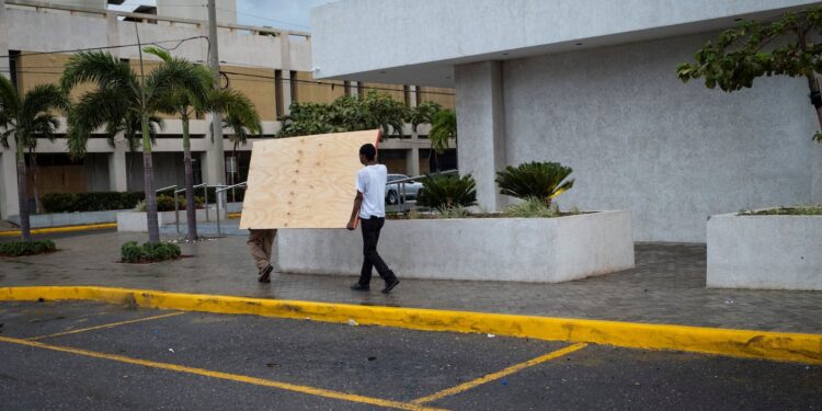 Latest Hurricane Beryl updates, forecast as it moves past Jamaica