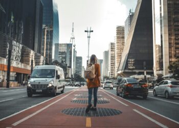 How to Choose the Right Travel Insurance: An Analytical Guide