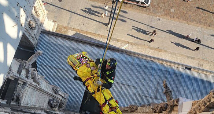 Viaggiatore americana sviene sulle terrazze del  intorno a Milano, salvata – Notizie