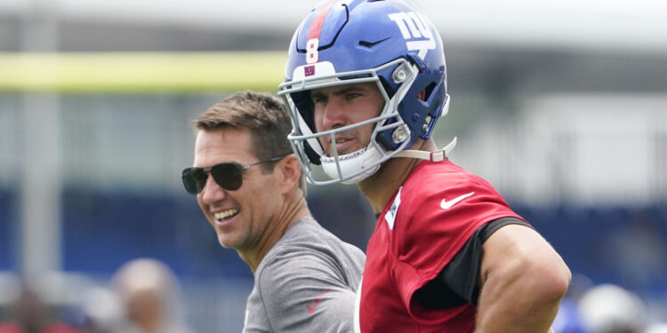 Giants GM puts pressure acceso QB Daniel Jones ahead of make-or-break year