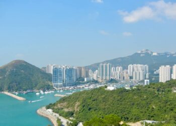 Traveling with Friends: How to Avoid Disaster