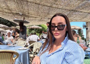 How To Hide Dark Marks   With & Without Makeup