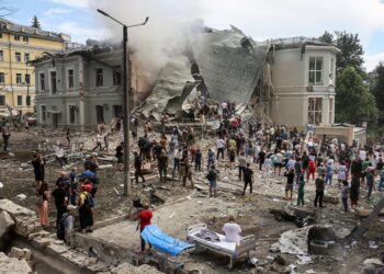 Missile that struck Kyiv children’s hospital is from Russia, Sky News finds | World News